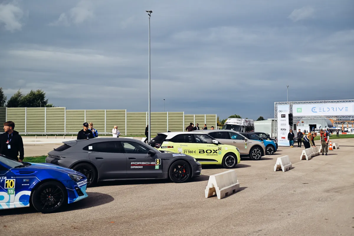 Startavo Eldrive 24H elektromobilių lenktynės