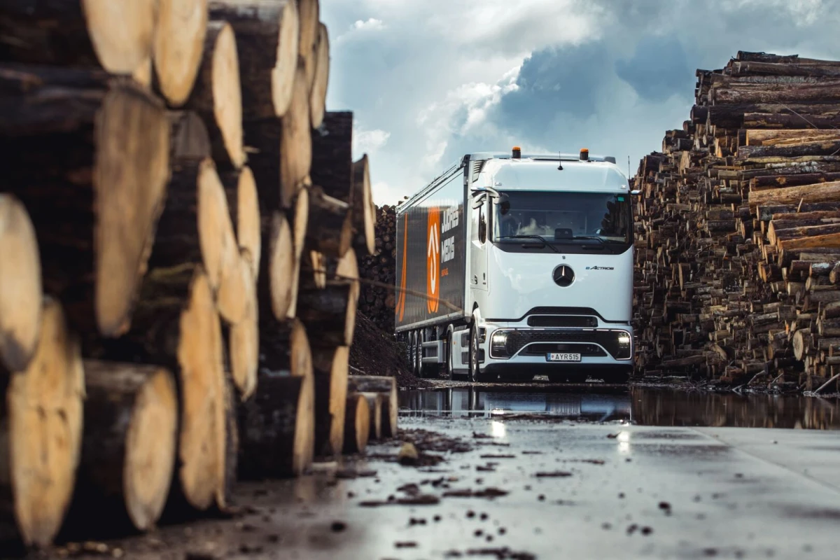 Biokuro logistika tapo elektrinio „Mercedes-Benz eActros 600“ technologijos išbandymu: rezultatai nustebino ir skeptikus