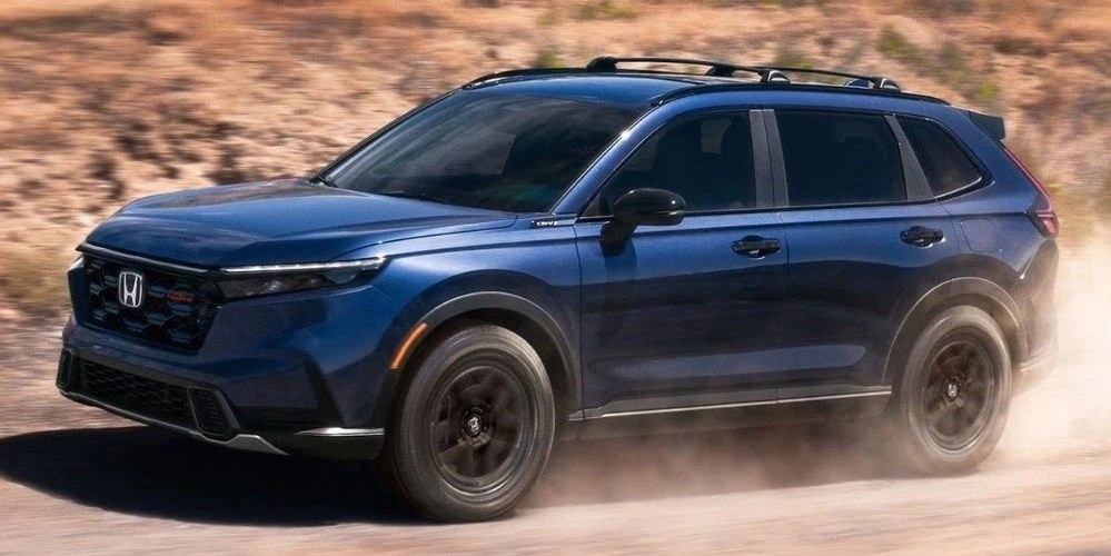 Keičia strategiją: „Honda“ spartina penktosios kartos hibridų gamybą ir ruošia naująjį „CR-V“