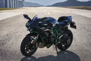 Priverstinis kompromisas: 2027 m. „Kawasaki Ninja H2“ Europoje praranda galią, bet gauna „Brembo Hypure“ stabdžius