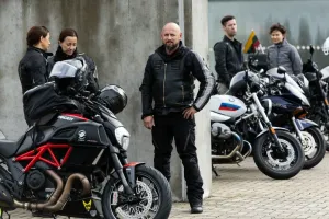 Šeštasis „KTU Moto Ride“: motociklais po Lietuvos dvarus