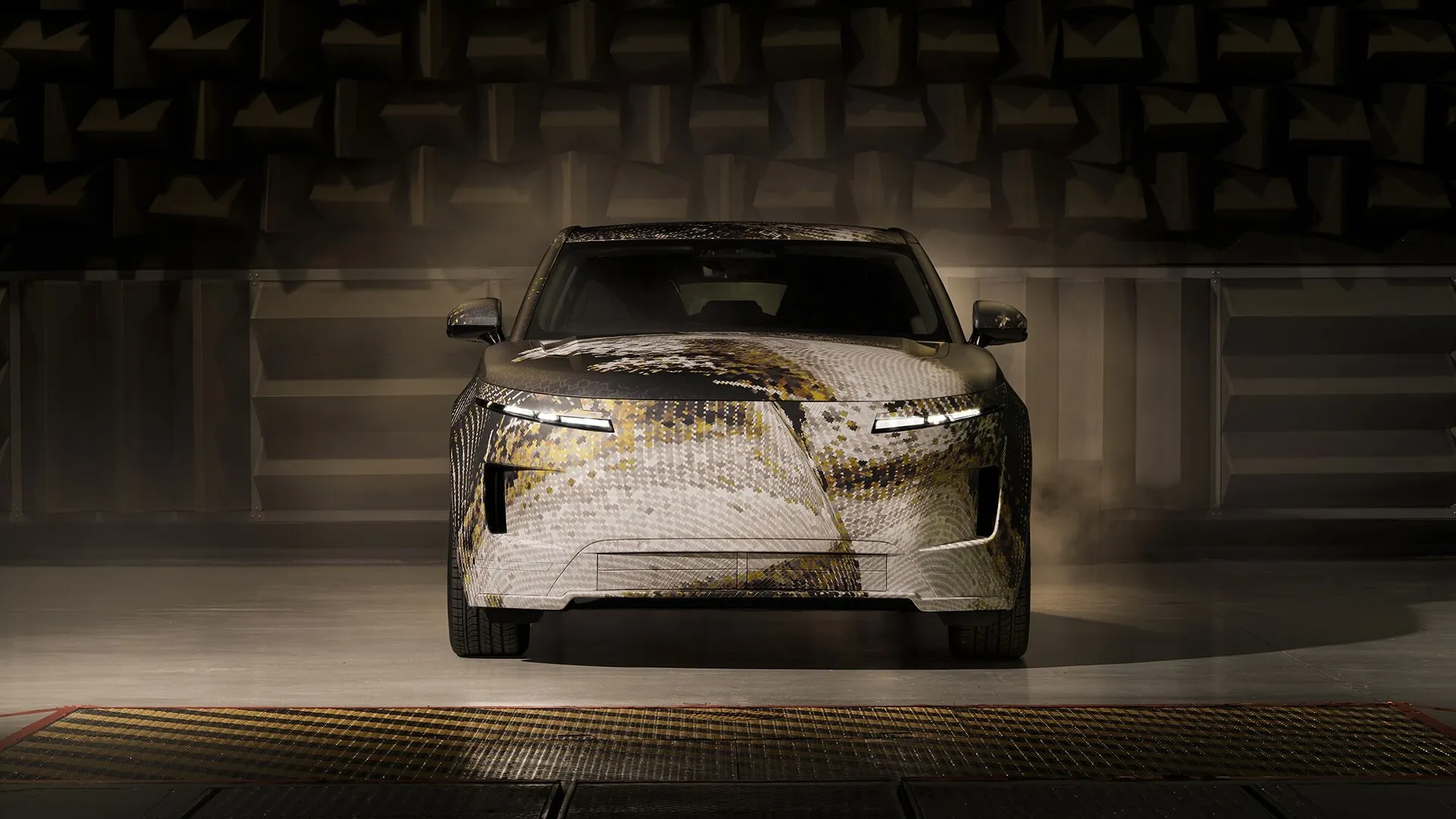 „Range Rover GT“ debiutas artėja: ką jau žinome apie visiškai naują modelį?