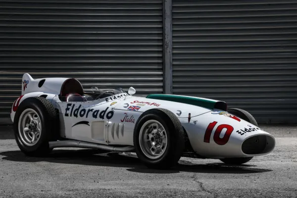 Šimtas „Trišakio“ gyvavimo metų: „Maserati“ legendinę sukaktį švenčia „Goodwood Revival“ renginyje