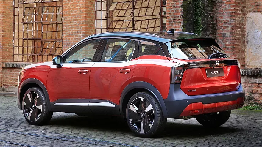 Nissan Kicks oficialiai atvyksta į Europą: hibridinio krosoverio gamyba patikėta britams