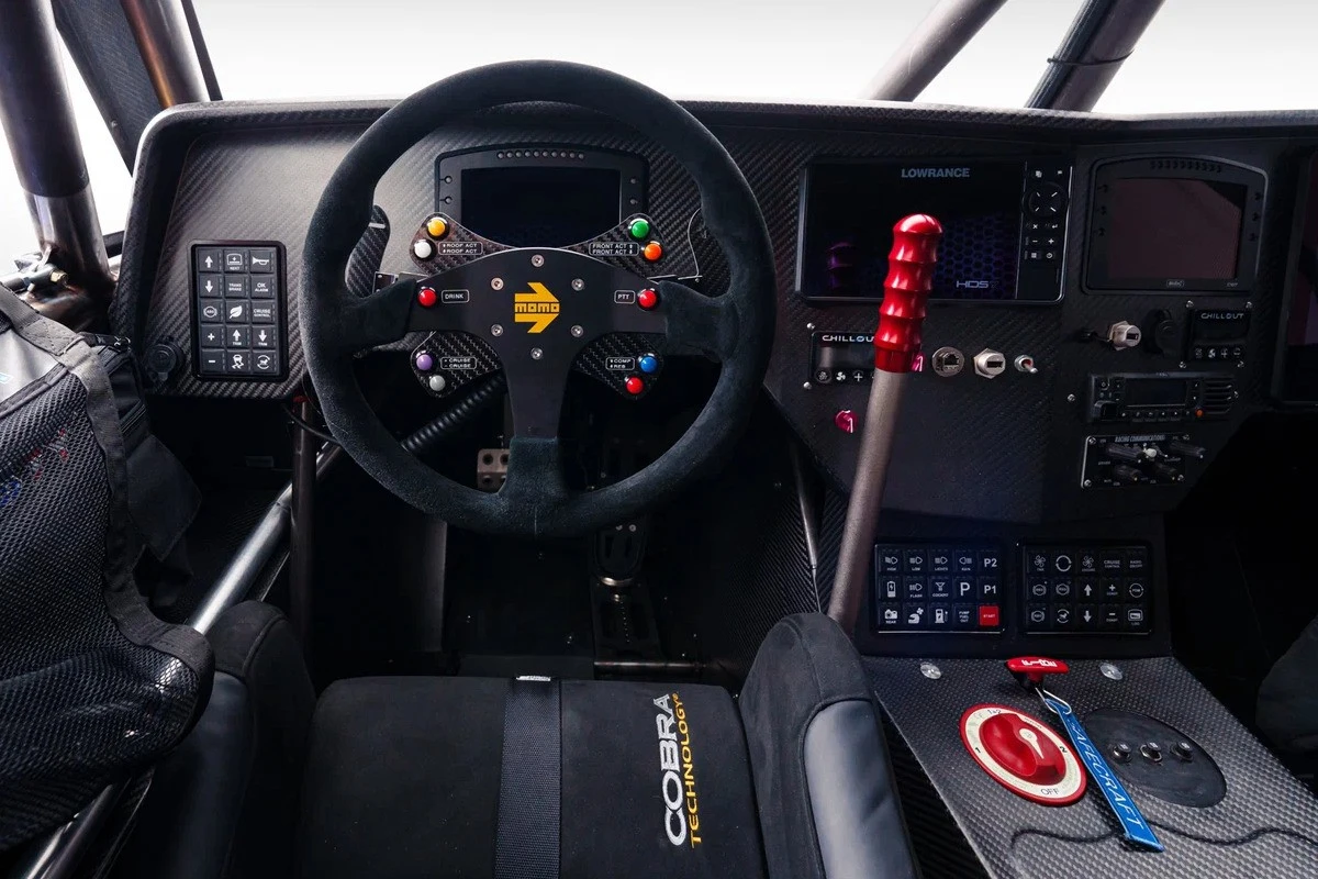 „Honda Passport Baja Spec Trophy Truck“: milžiniškas 1318 AG hibridinis monstras, paruoštas dykumų lenktynėms
