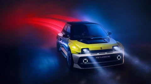 Nematyta paklausa: elektrinis „Renault 5 Turbo 3E“ išparduodamas dar neprasidėjus gamybai