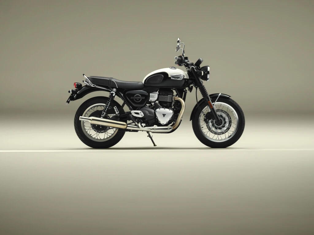 Britų klasikos renesansas: „Triumph“ pristato 2027 m. „Bonneville T40“ ir „T40 Black“