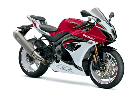 Laboratorija lenktynių trasoje: „Suzuki“ superbike motocikluose testuoja iš natūralaus lino pagamintus plastikus