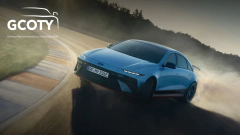 Nesustabdomas „Hyundai IONIQ 6 N“: Vokietijoje pelnė geriausio sportinio automobilio titulą
