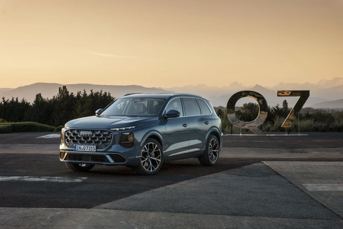 Istorinis „Audi Q7“ pasiekimas: tapo pirmuoju automobiliu, gavusiu 100 % „Euro NCAP“ įvertinimą už saugumą po avarijos