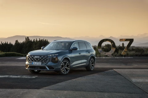 Istorinis „Audi Q7“ pasiekimas: tapo pirmuoju automobiliu, gavusiu 100 % „Euro NCAP“ įvertinimą už saugumą po avarijos