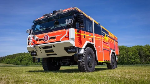 Pasiruošęs ekstremaliai bekelei: Vokietijos ugniagesiams sukurta „Tatra Force 4x4“