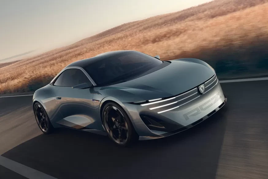 Prancūzų liūto sugrįžimas: Paryžiuje pristatytas elektrinis „Peugeot RCZ Vision“ konceptas su kietakūne baterija