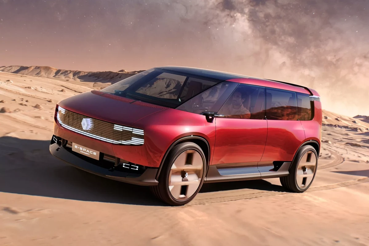 „Renault E-Space Concept“: prancūzai ruošia dirvą legendinio vienatūrio sugrįžimui