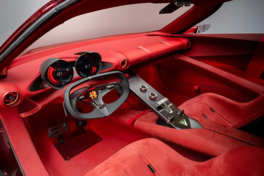 „Alfa Romeo Cuorerosso“ konceptas Paryžiuje: stulbinantis dizainas ir galingas V6 su hibridine sistema