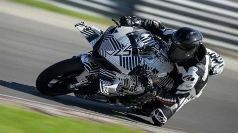Kinijos invazija į greičio elitą: „CFMoto“ oficialiai patvirtino ambicijas žengti į „MotoGP“