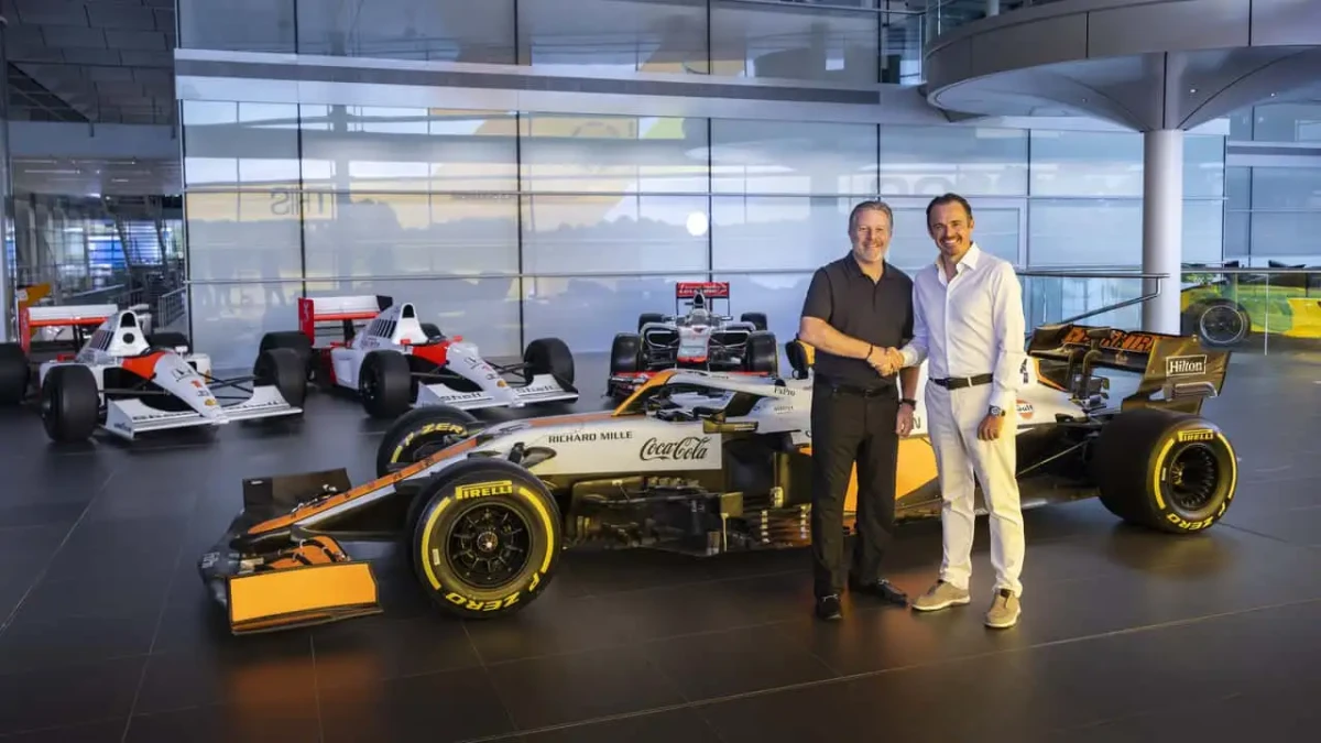 Išskirtinė proga kolekcionieriams: „McLaren“ parduoda penkis istorinius Formulės 1 bolidus