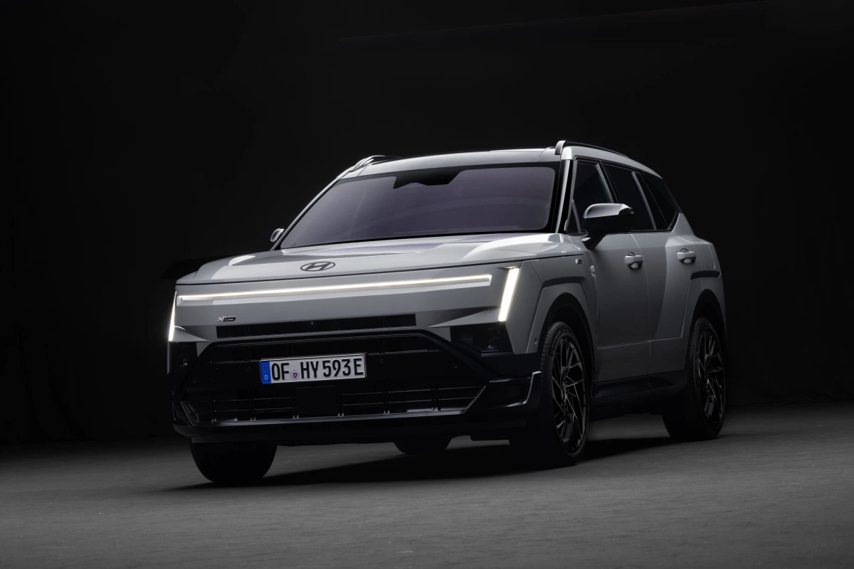 Agresyvesnis charakteris Paryžiuje: „Hyundai“ pristato visiškai naują „Tucson N Line“