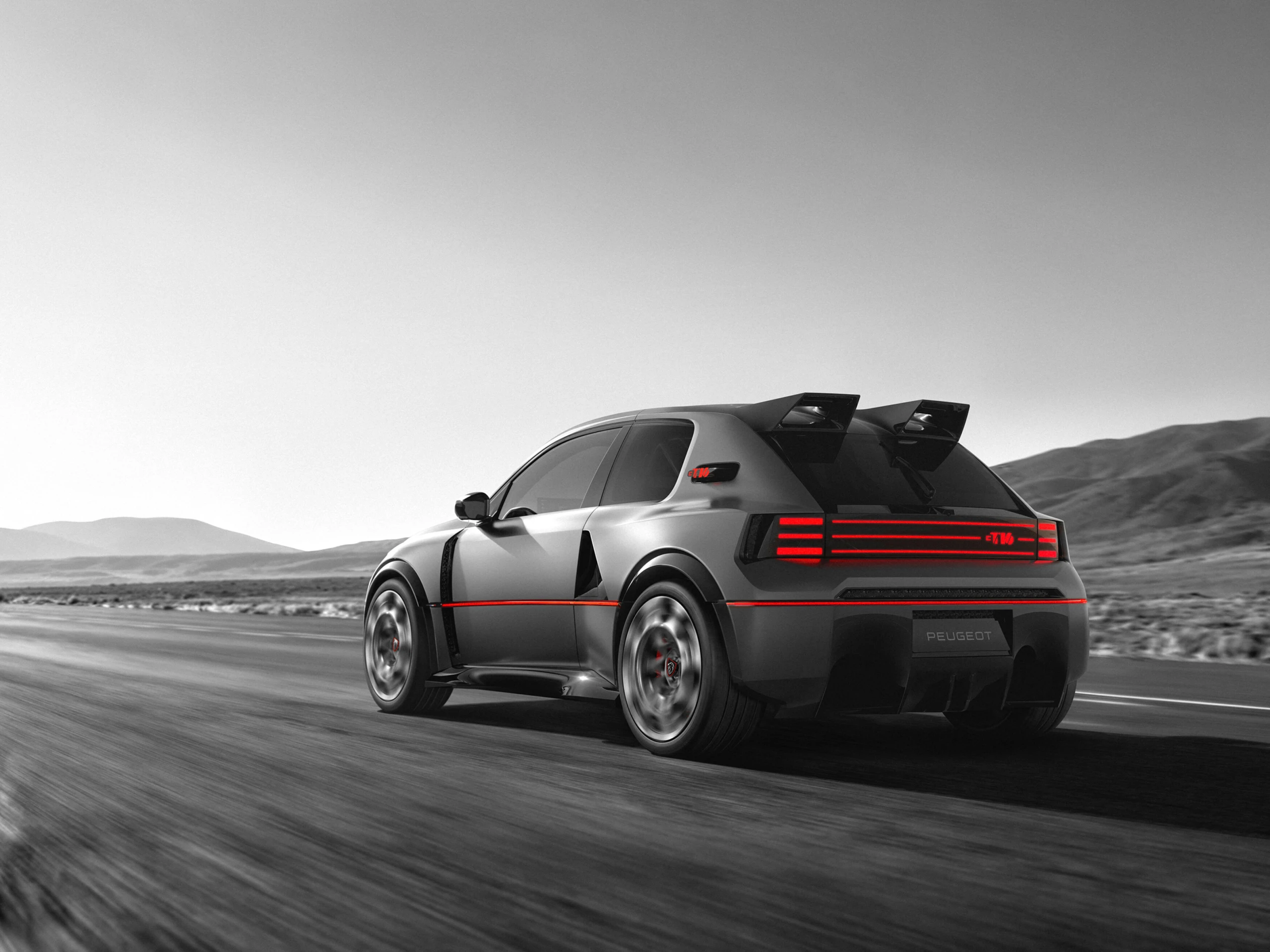„Peugeot E-T16 Concept“: legendinio B grupės ralio monstro elektrinis atgimimas Paryžiuje