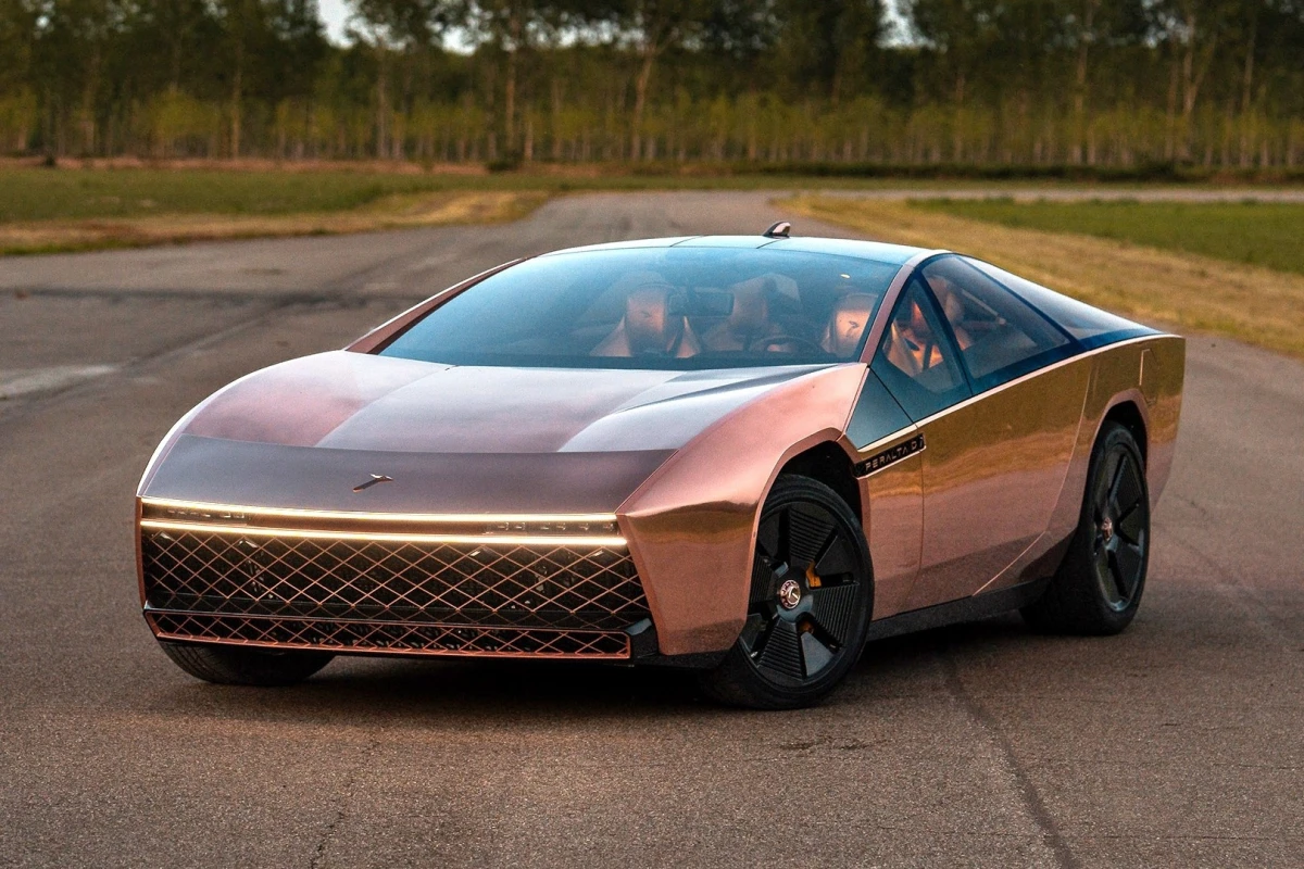 Vario spindesys ir 1970-ųjų dvasia: „GFG Style“ pristatė išskirtinį „Peralta D“ superautomobilįI