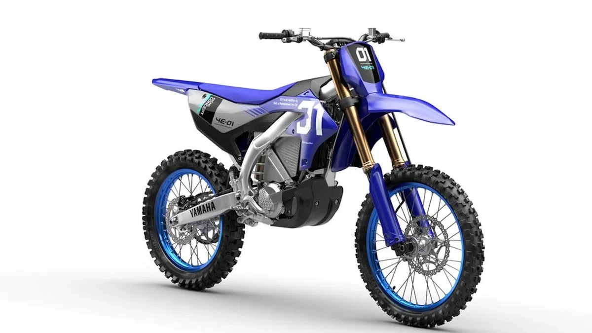 Ateities motokroso vizija: elektrinis „Yamaha YE-01“ prototipas aprūpintas tradicine mechanine sankaba