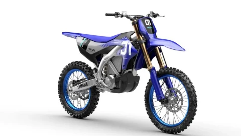 Ateities motokroso vizija: elektrinis „Yamaha YE-01“ prototipas aprūpintas tradicine mechanine sankaba