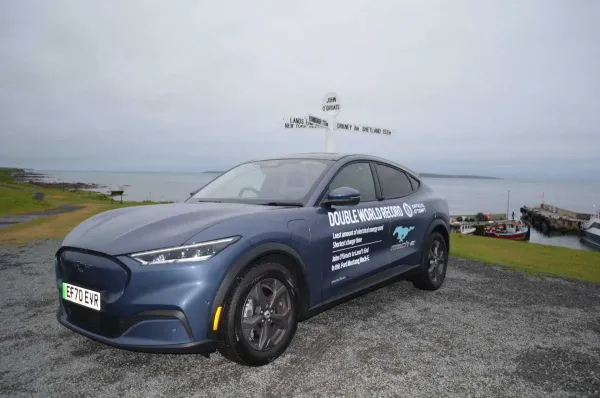 „Ford Mustang Mach-E“ pakėlė kartelę visiems elektromobiliams – įamžintas pasaulinis efektyvumo rekordas