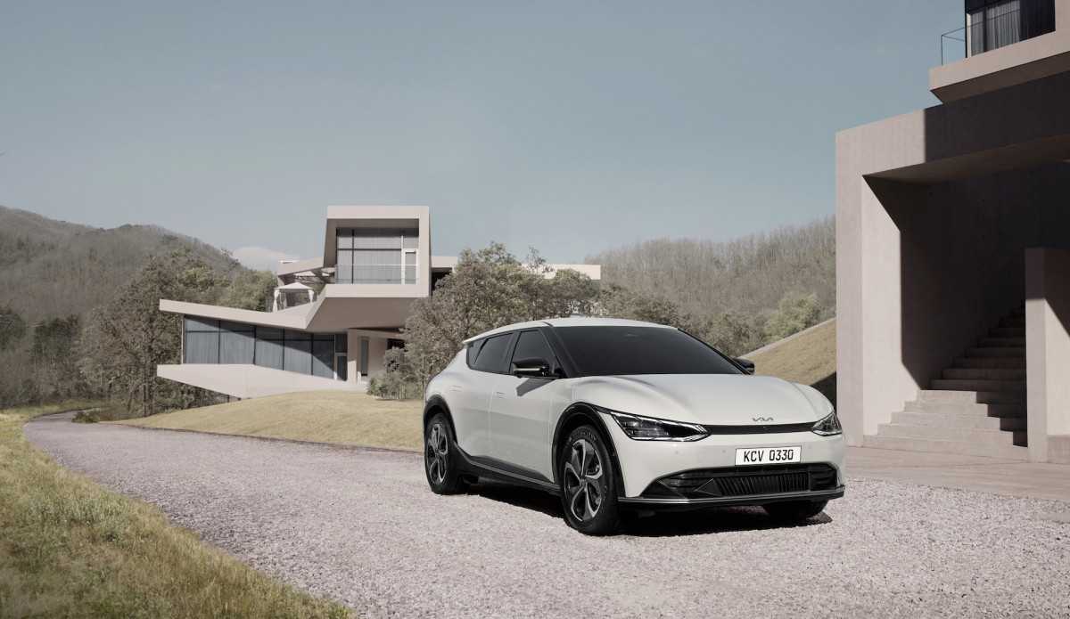 „Kia“ atskleidė naujojo EV6 elektromobilio dizainą