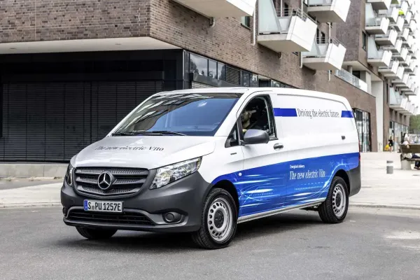 „Mercedes-Benz Vito“ švenčia 25-erių metų jubiliejų