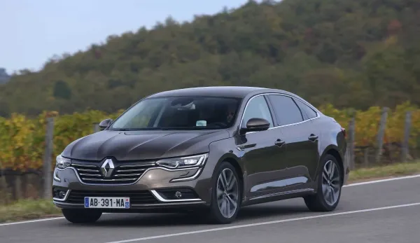 Pirksite automobilį lizingu: atsižvelkite ne tik į palūkanas, bet ir savo emocijas