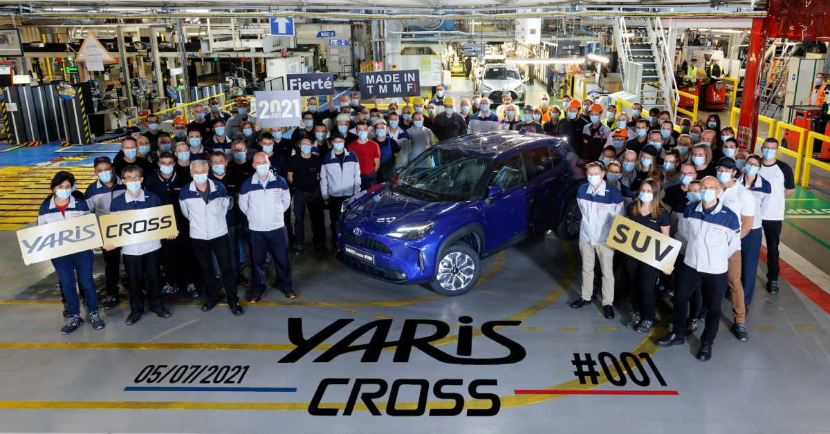 Pradėta naujojo kompaktiško miesto visureigio – „Toyota Yaris Cross“ – gamyba