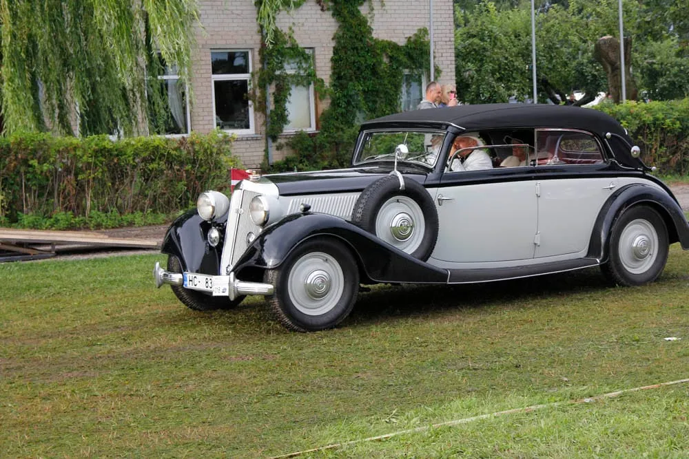 Lietuviškame oldtimerių pasaulyje – brandos ženklai