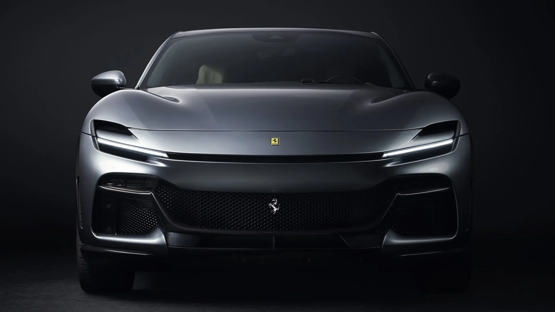 „Ferrari Purosangue” krosoveris: transaxle komponuotė ir 725 AG atmosferinis V12 variklis