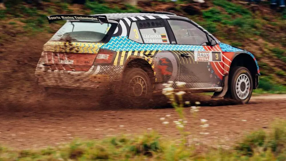 Pirmąją „Samsonas Rally Utena“ dieną tempą diktavo ekipažas iš Suomijos