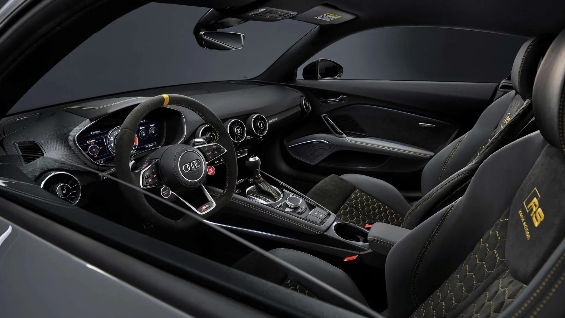 Audi TT RS Coupe iconic edition: atsisveikinimo versija Europai