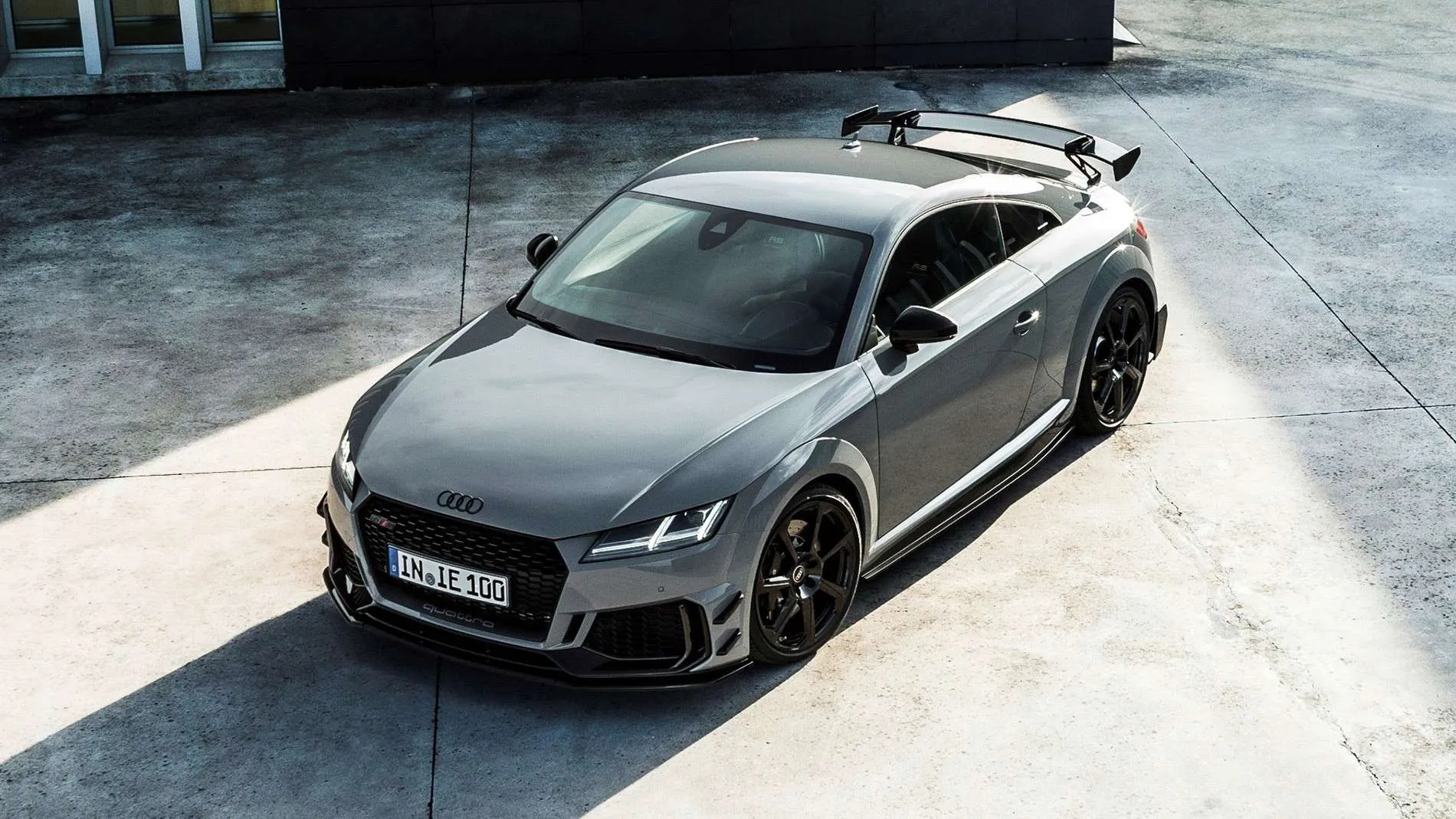 Audi TT RS Coupe iconic edition: atsisveikinimo versija Europai