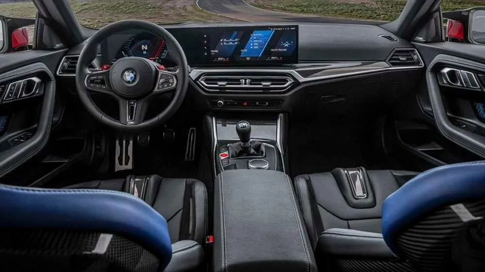 Naujas BMW M2 Coupé: kitoks stilius, karboninės sėdynės ir trijų litrų variklis