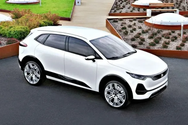 Siekianti konkuruoti su „Škoda” lenkų „Izera” naudos kinų „Geely” platformą