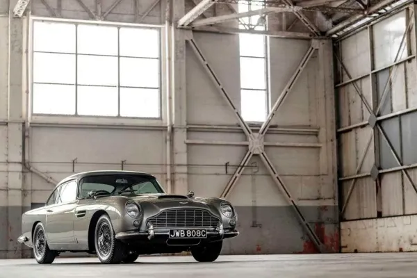 Aston DB