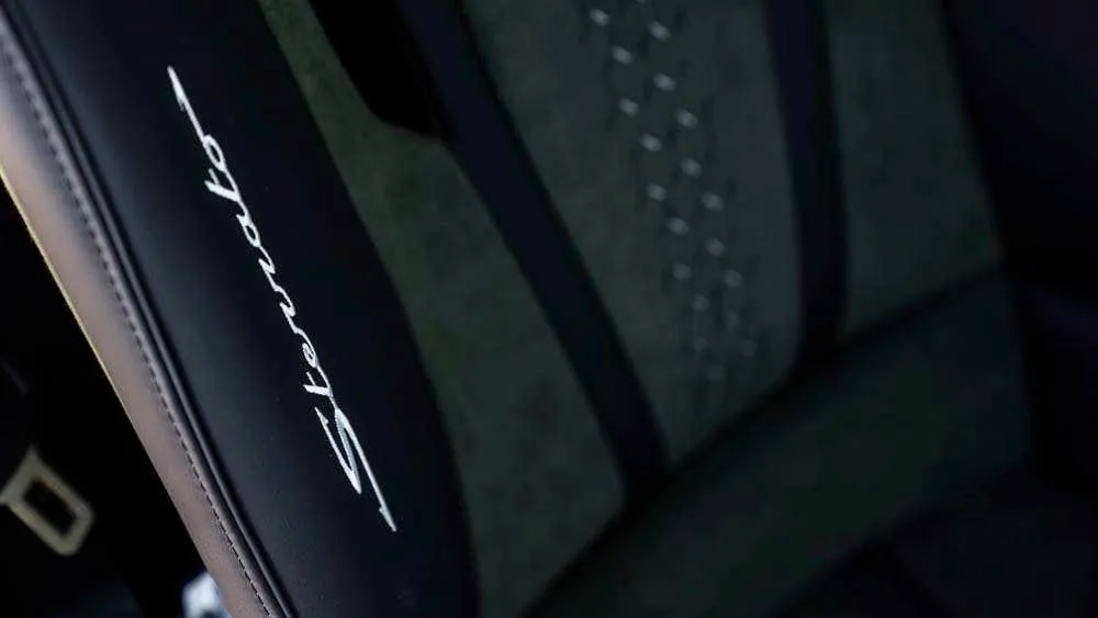 „Lamborghini Huracan Sterrato”: padidinta prošvaisa, sustiprinta kėbulo apsauga
