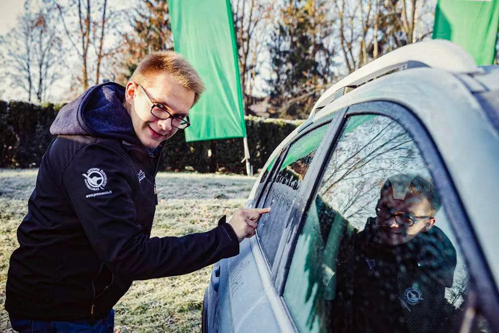 E.Babelis Įkraunamieji hibridiniai automobiliai: o kas nutiks, jei baigsis elektra?