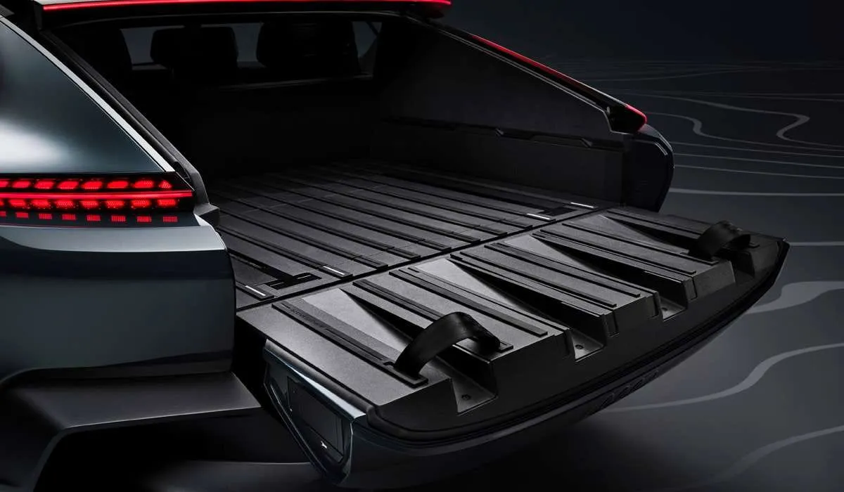 „Audi Activesphere” koncepcija sujungia krosoverį ir pikapą