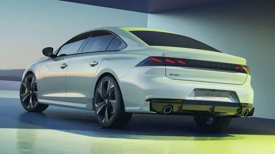 Atnaujinta „Peugeot 508” šeima