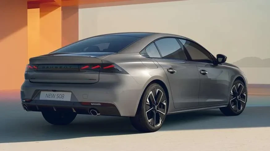 Atnaujinta „Peugeot 508” šeima