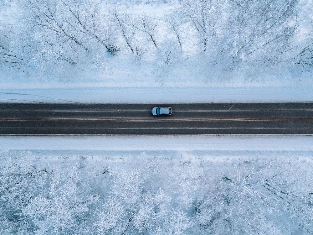 Žiemą ar vasarą: kodėl skiriasi elektromobilių nuvažiuojamas atstumas?
