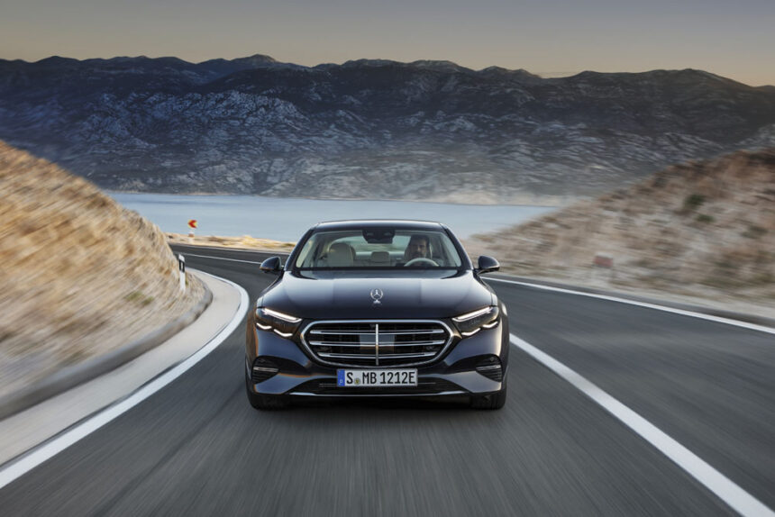 Tiltas į elektrinę ateitį: „Mercedes-Benz“ pristatė visiškai naują „E-klasę“