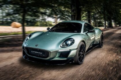 "Caterham Project V": lengvas ir stilingas trivietis sportinis automobilis kasdieniam gyvenimui