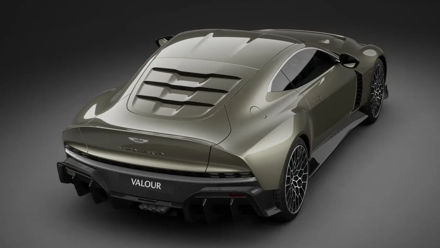 Riboto tiražo „Aston Martin Valour” su V12 varikliu ir automatine pavarų dėže
