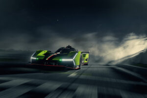 "Lamborghini" pristatė SC63: hibridinį lenktynių prototipą