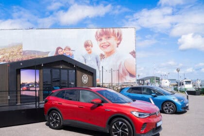 „Volkswagen“ e-mobilumo paviljonas Nidoje – geriausia vieta šią vasarą susipažinti su ID. šeimos modeliais